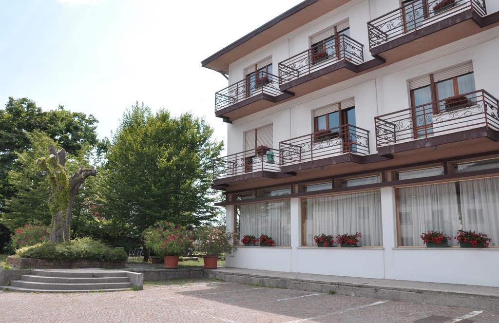 Albergo Ristorante Cima I Pra' ปอนเต เนลลัลปี ภายนอก รูปภาพ